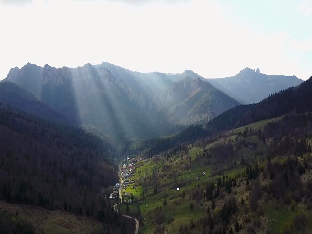 Pensiunea Aurora Izvorul Muntelui Bicaz Exterior foto